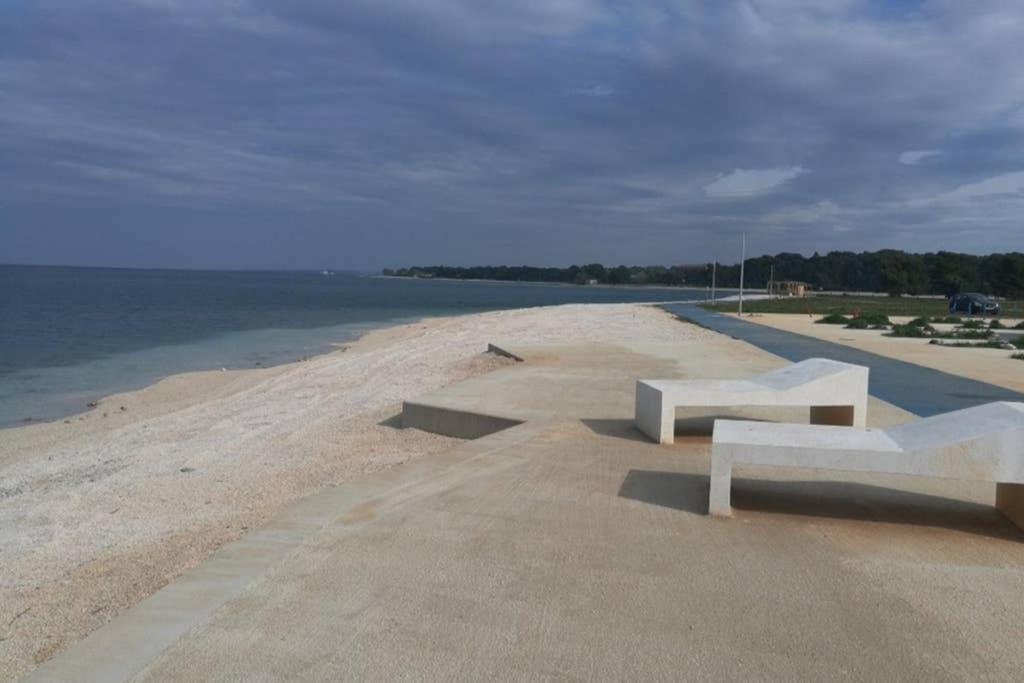 Apartman Near Fazana-500 From The Sea Fažana Exterior foto