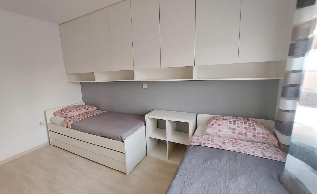 Apartman Near Fazana-500 From The Sea Fažana Exterior foto